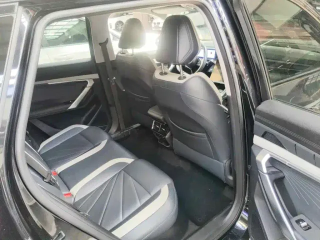 Geely Boyue L — Фото автомобиля 11