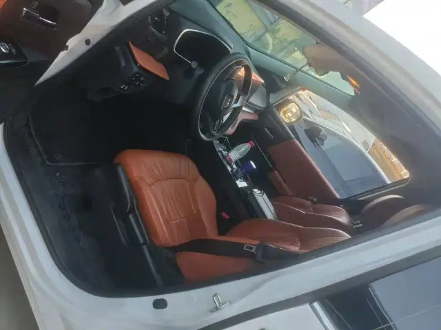 Honda Odyssey — Фото автомобиля 5