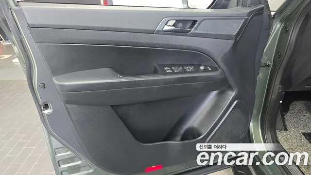 KG_Mobility_Ssangyong Rexton Новый Rexton Sport Дизель 2.2 4WD — Фото автомобиля 24