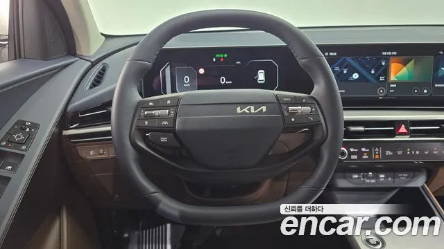 Kia Niro Signature — Фото автомобиля 13