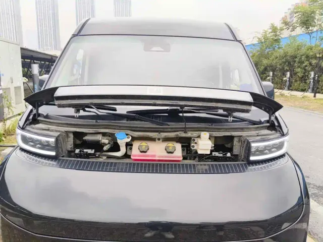 Yuan Cheng Farizon Super VAN 2025 Smart Wealth Edition Medium Wheelbase Medium Roof 83kWh — Фото автомобиля 3
