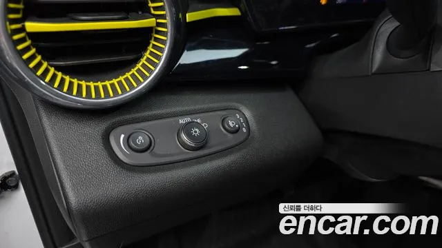 ChevroletGMDaewoo Trax Trax Кроссовер — Фото автомобиля 16