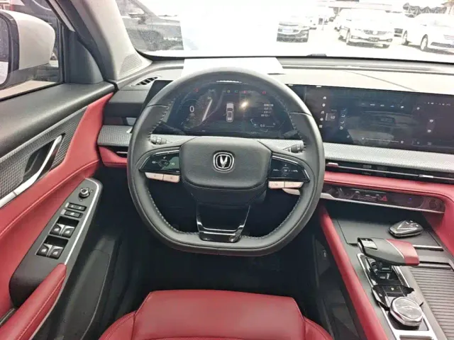 Changan CS75 Plus — Фото автомобиля 10