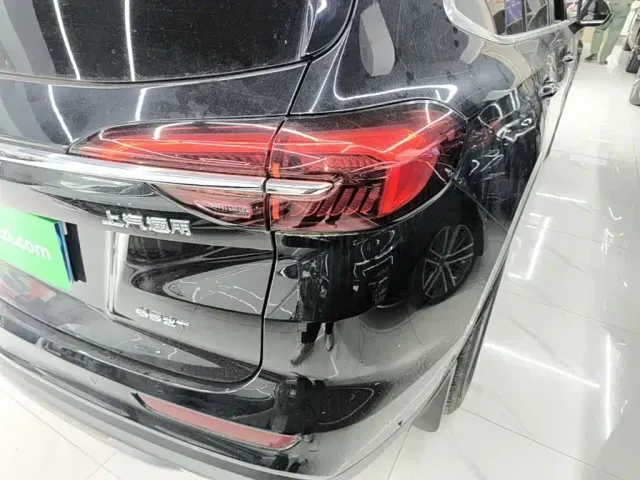 Buick Envision Plus — Фото автомобиля 7