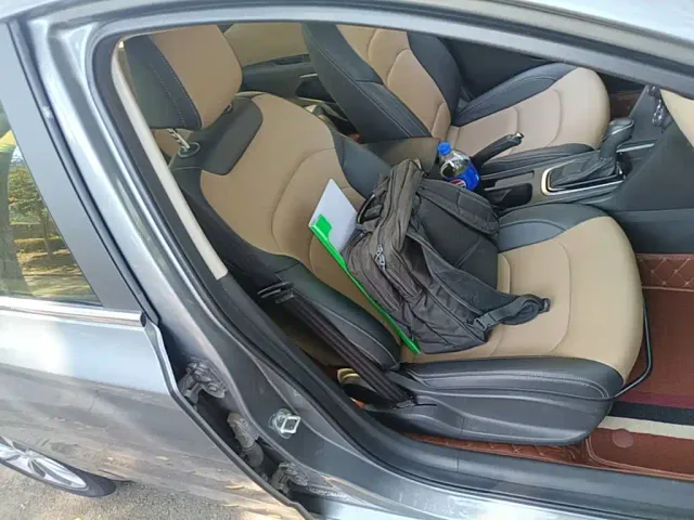 Chevrolet Monza — Фото автомобиля 24