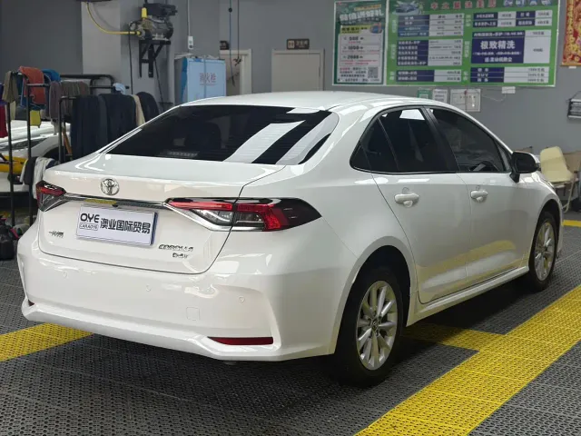 Toyota Corolla — Фото автомобиля 6