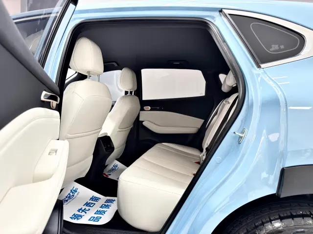 Baojun Yunhai — Фото автомобиля 6