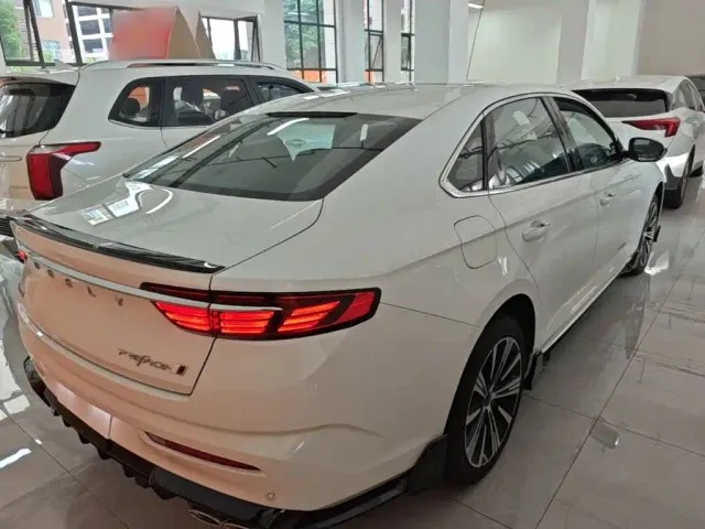 Geely Xingrui — Фото автомобиля 6