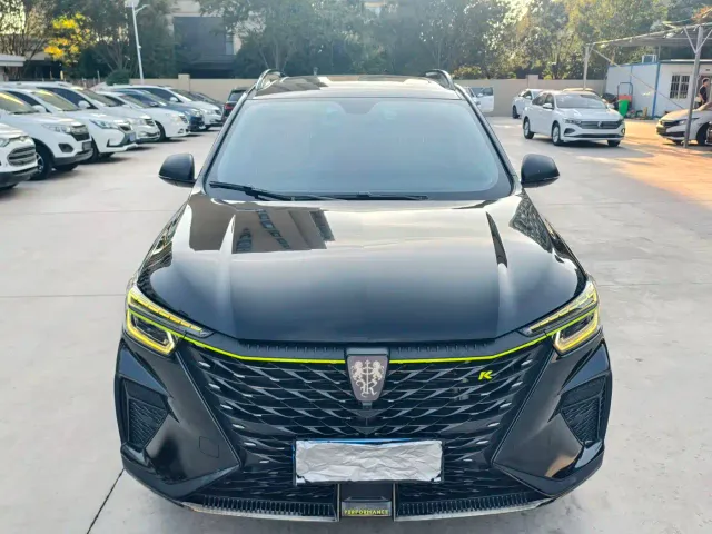 Roewe RX5 — Фото автомобиля 2