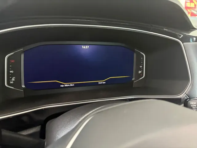 Volkswagen Tharu — Фото автомобиля 4