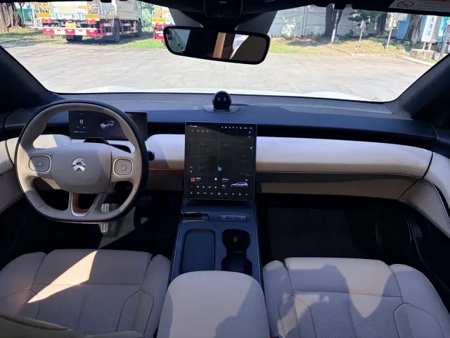 Nio ET5 Touring — Фото автомобиля 13