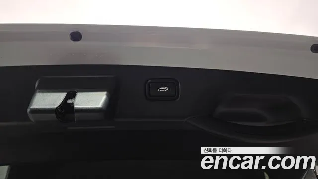 Kia Niro The All New Niro Signature — Фото автомобиля 18