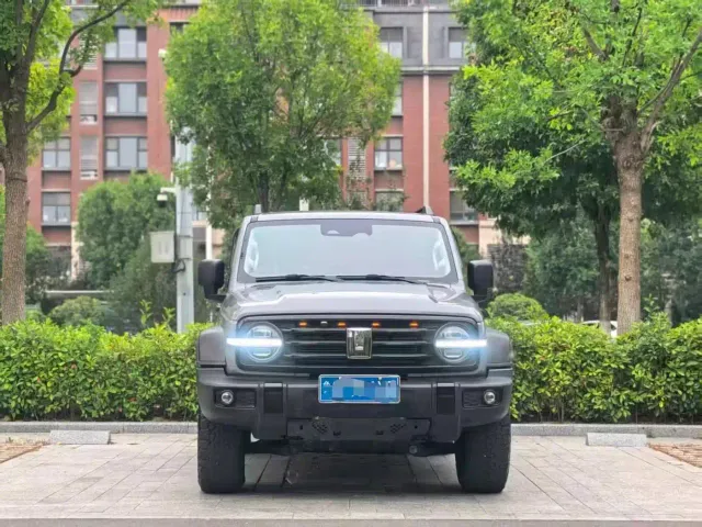 Tank Tank 300 2023 Off-Road Edition 2.0T Conqueror — Фото автомобиля 2