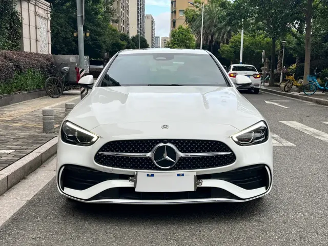 Mercedes-Benz C-Class — Фото автомобиля 2