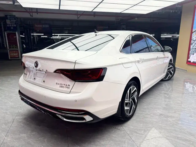 Volkswagen Sagitar — Фото автомобиля 5