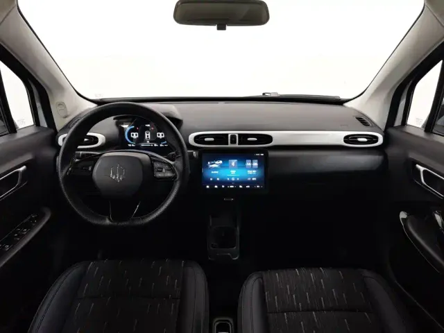 Leapmotor T03 — Фото автомобиля 5