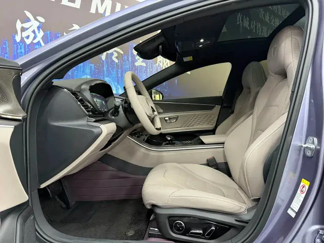 BYD Han — Фото автомобиля 7