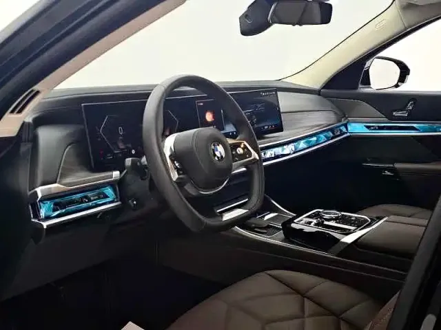 BMW 7 Series — Фото автомобиля 4
