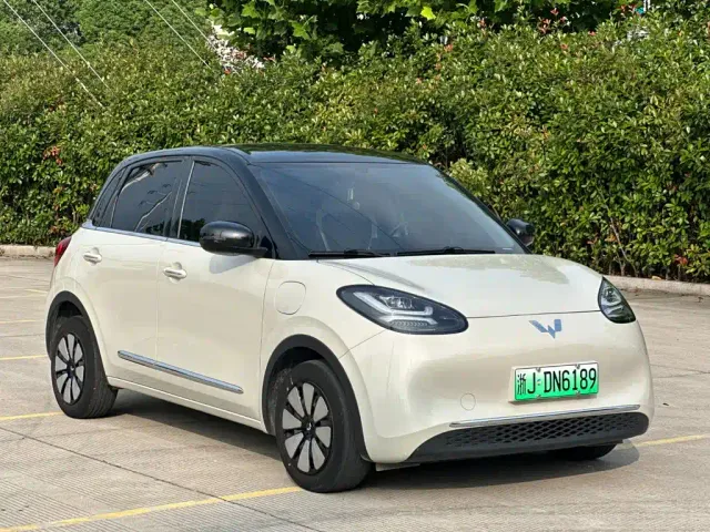 Wuling Bingo — Фото автомобиля 2