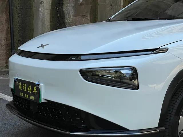 Xpeng G3 — Фото автомобиля 9