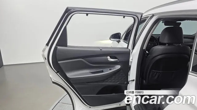 Hyundai Santafe Новый Santa Fe Дизель 2.2 2WD — Фото автомобиля 20