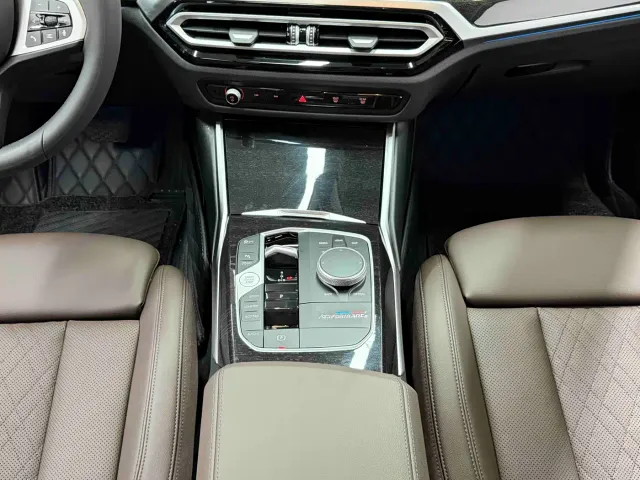 BMW 3 Series — Фото автомобиля 19