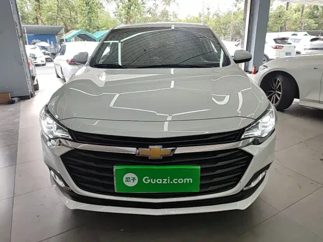 Chevrolet Monza — Фото автомобиля 2