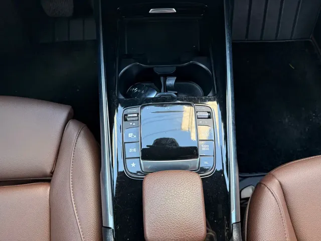 Mercedes-Benz GLB-Class — Фото автомобиля 28