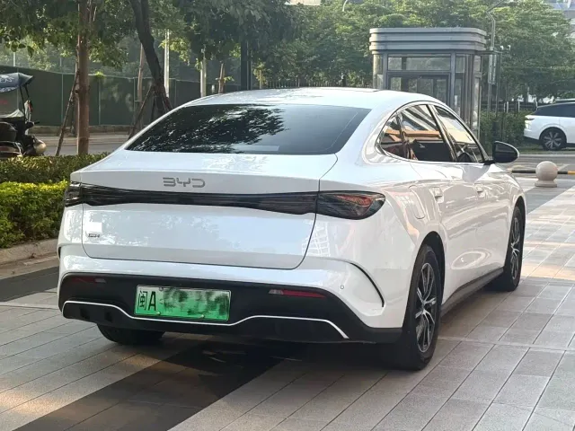 BYD Seal 06 — Фото автомобиля 8