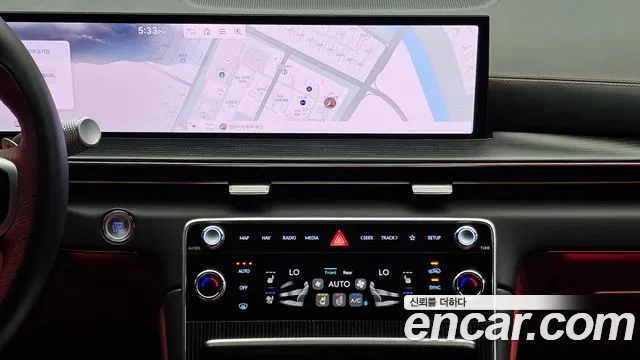 Genesis GV80 — Фото автомобиля 12