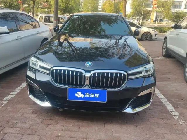 BMW 5 Series — Фото автомобиля 2