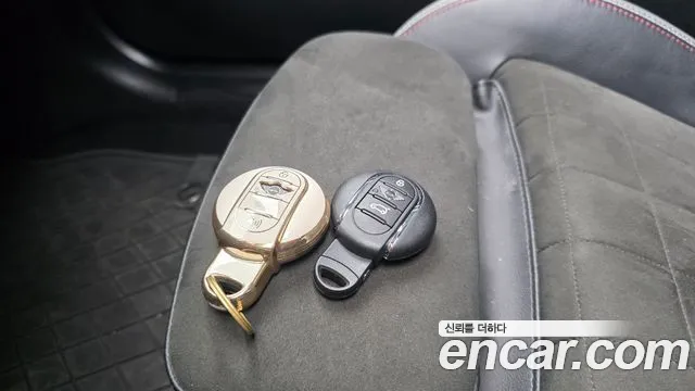 Mini Cooper — Фото автомобиля 16