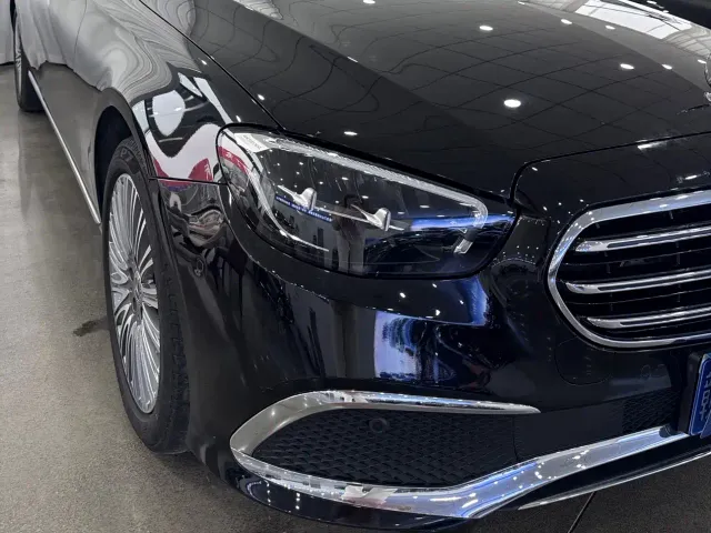 Mercedes-Benz E-Class — Фото автомобиля 10
