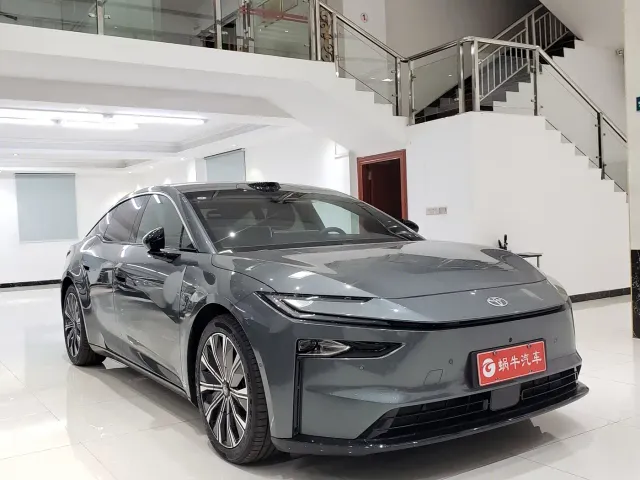 Toyota BoZhi 7 — Фото автомобиля 3
