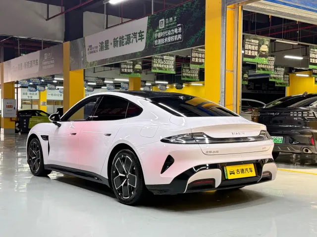 Xiaomi SU7 — Фото автомобиля 7