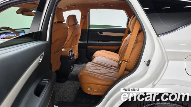 Genesis GV80 — Фото автомобиля 17