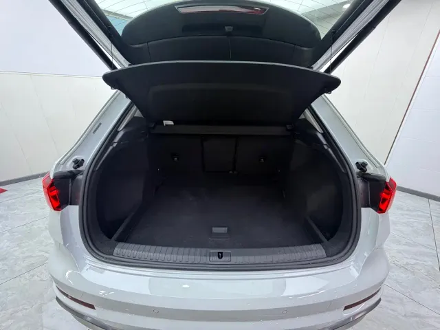 Audi Q3 — Фото автомобиля 19