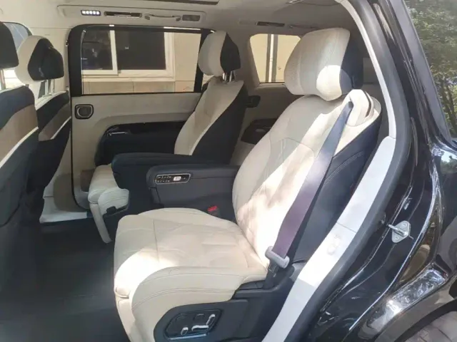 ZEEKR Zeekr 9X 2025 model Ultra Edition 70kWh — Фото автомобиля 16