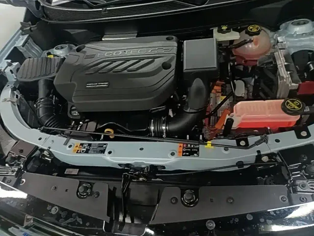 Chevrolet Equinox Plus — Фото автомобиля 19
