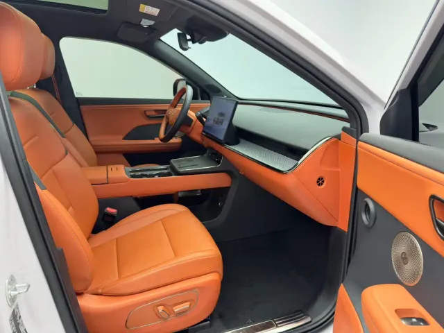 Toyota BoZhi 3X — Фото автомобиля 17