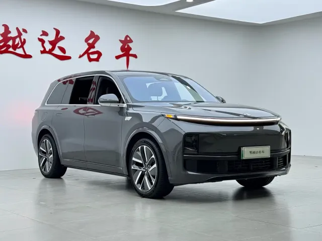Li Auto L9 — Фото автомобиля 5