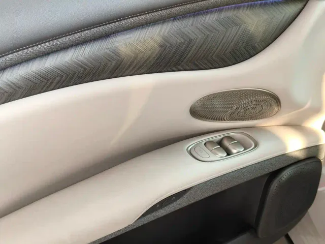 IM Motors LS6 — Фото автомобиля 13