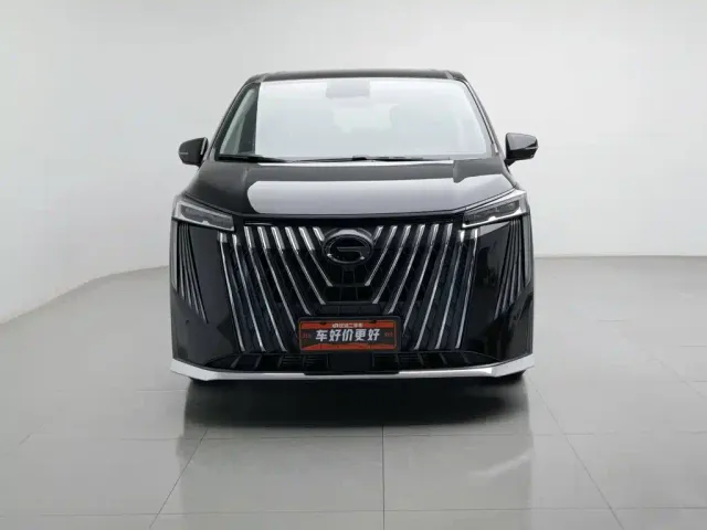 GAC Trumpchi M8 — Фото автомобиля 3
