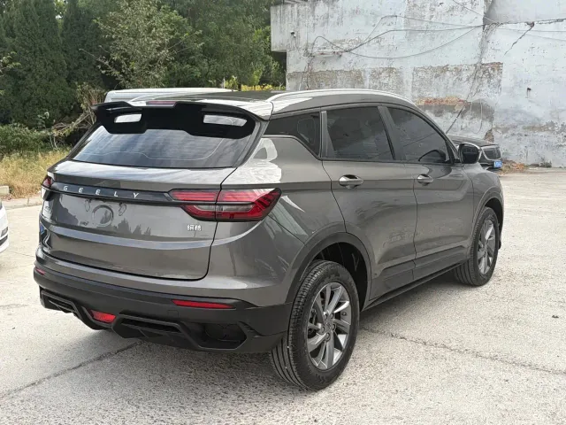 Geely Binyue — Фото автомобиля 3