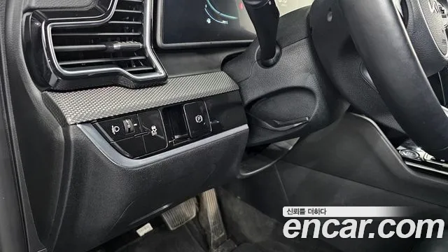 Kia Sportage Sportage 5-е поколение Дизель 2.0 4WD — Фото автомобиля 17