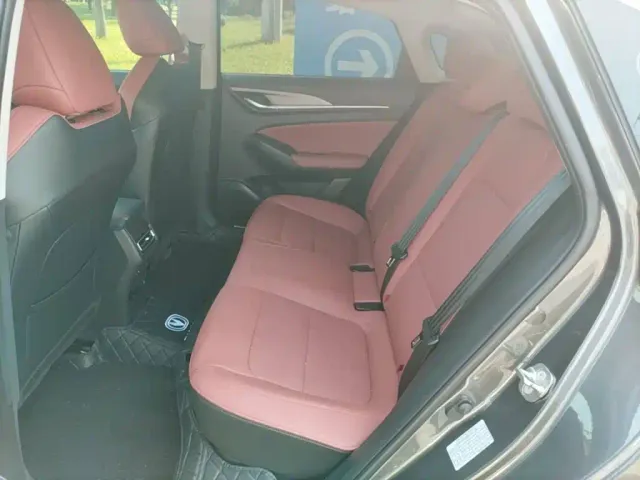 Changan Eado — Фото автомобиля 16