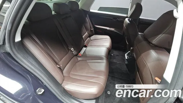 Hyundai Grandeur GN7 — Фото автомобиля 17