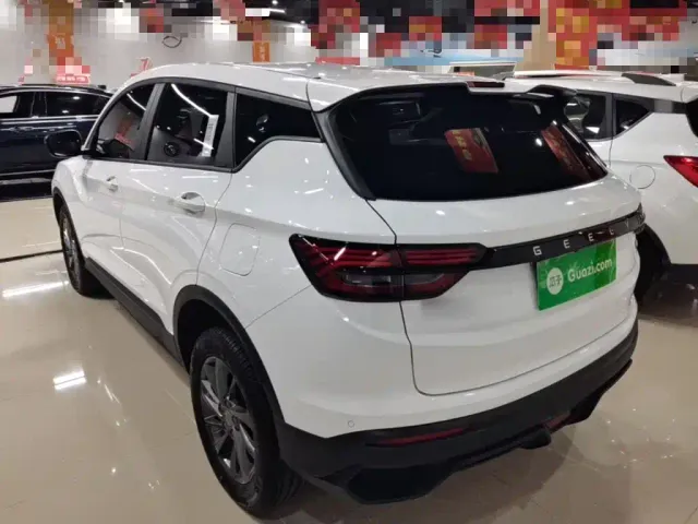 Geely Binyue — Фото автомобиля 4