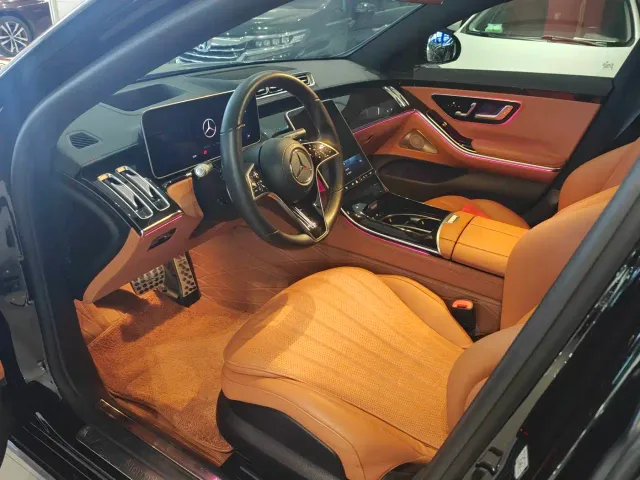 Mercedes-Benz S-Class — Фото автомобиля 4