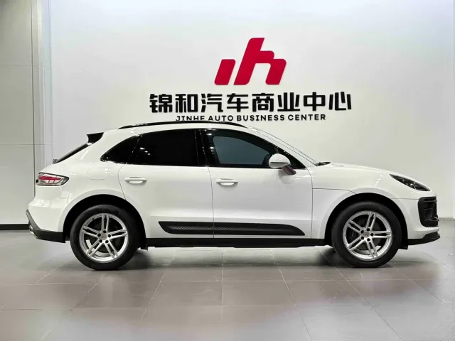 Porsche Macan — Фото автомобиля 7